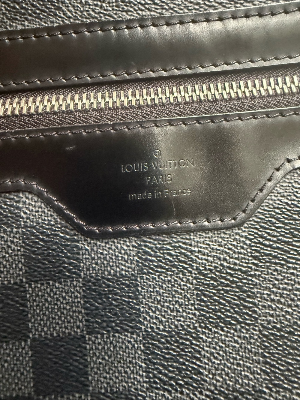Louis Vuitton Black Damier Graphite Messenger Bag - Picture 8 of 9
